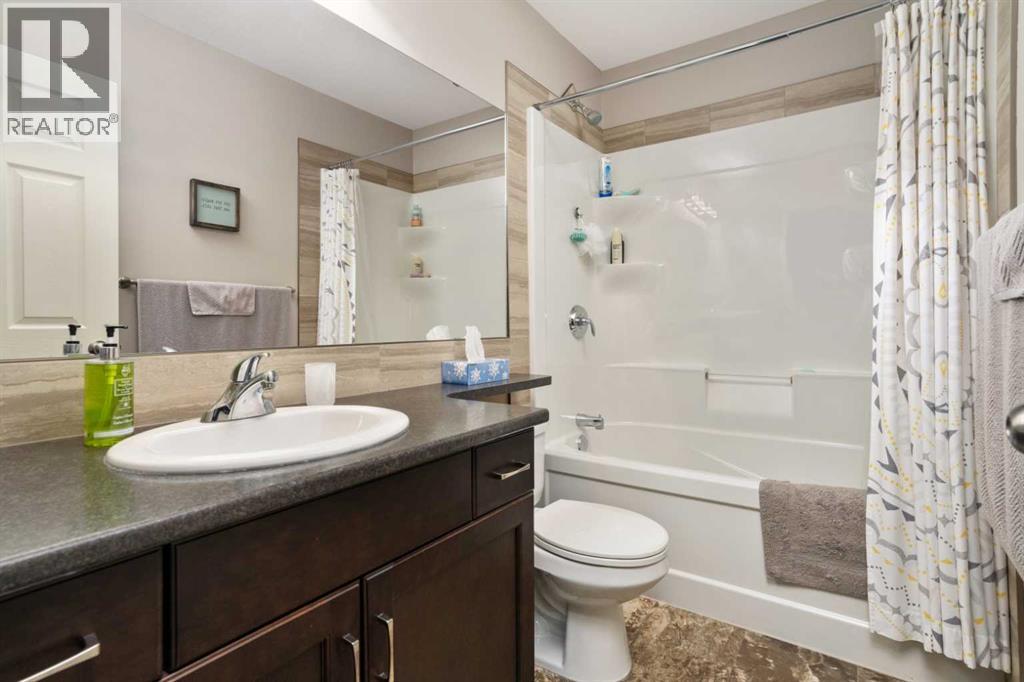 B, 4416 73 Street, Camrose, Alberta  T4V 5E2 - Photo 10 - A2283441