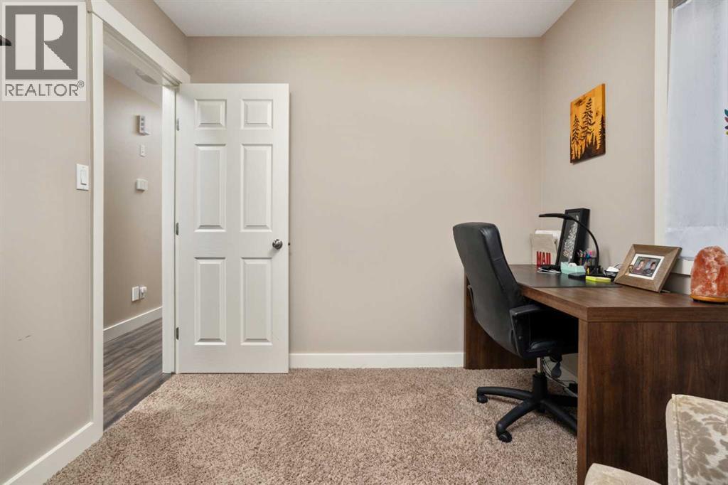 B, 4416 73 Street, Camrose, Alberta  T4V 5E2 - Photo 9 - A2283441