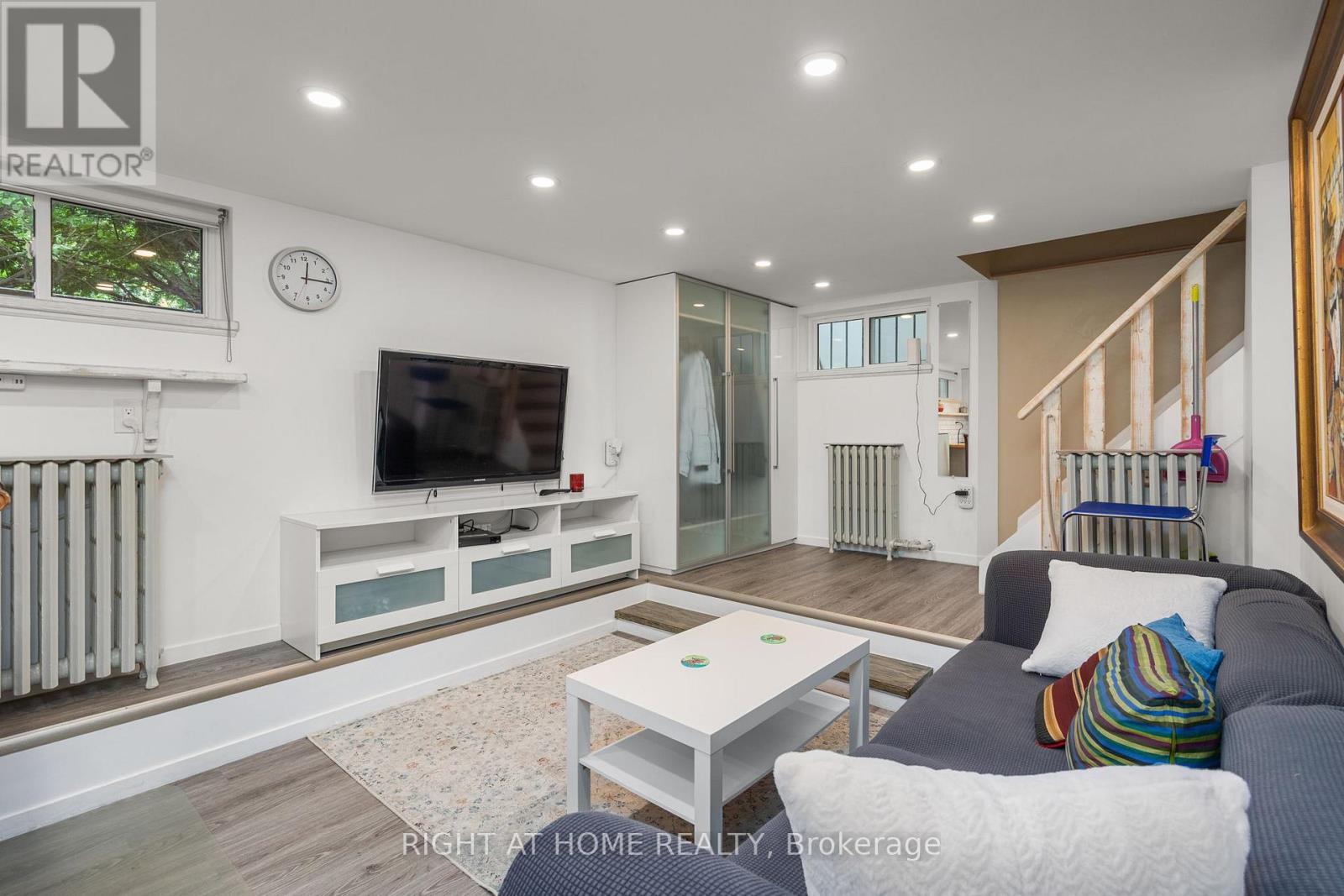 107 Otter Crescent, Toronto (Bedford Park-Nortown), Ontario  M5N 2W9 - Photo 30 - C12752054