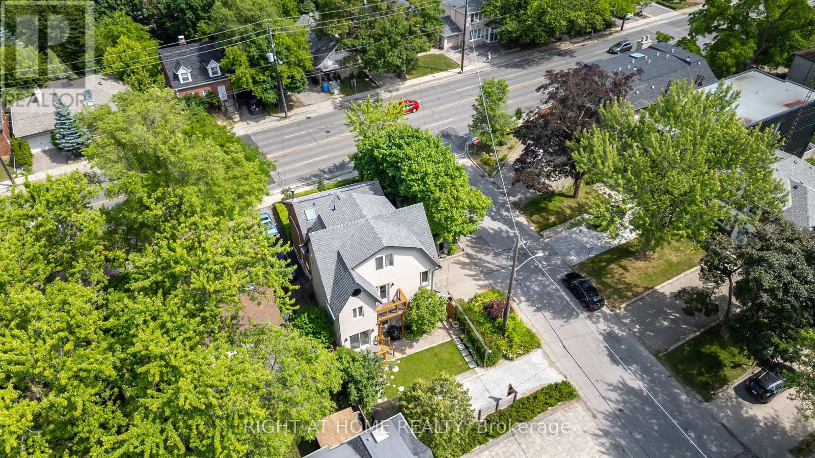 107 Otter Crescent, Toronto (Bedford Park-Nortown), Ontario  M5N 2W9 - Photo 45 - C12752054