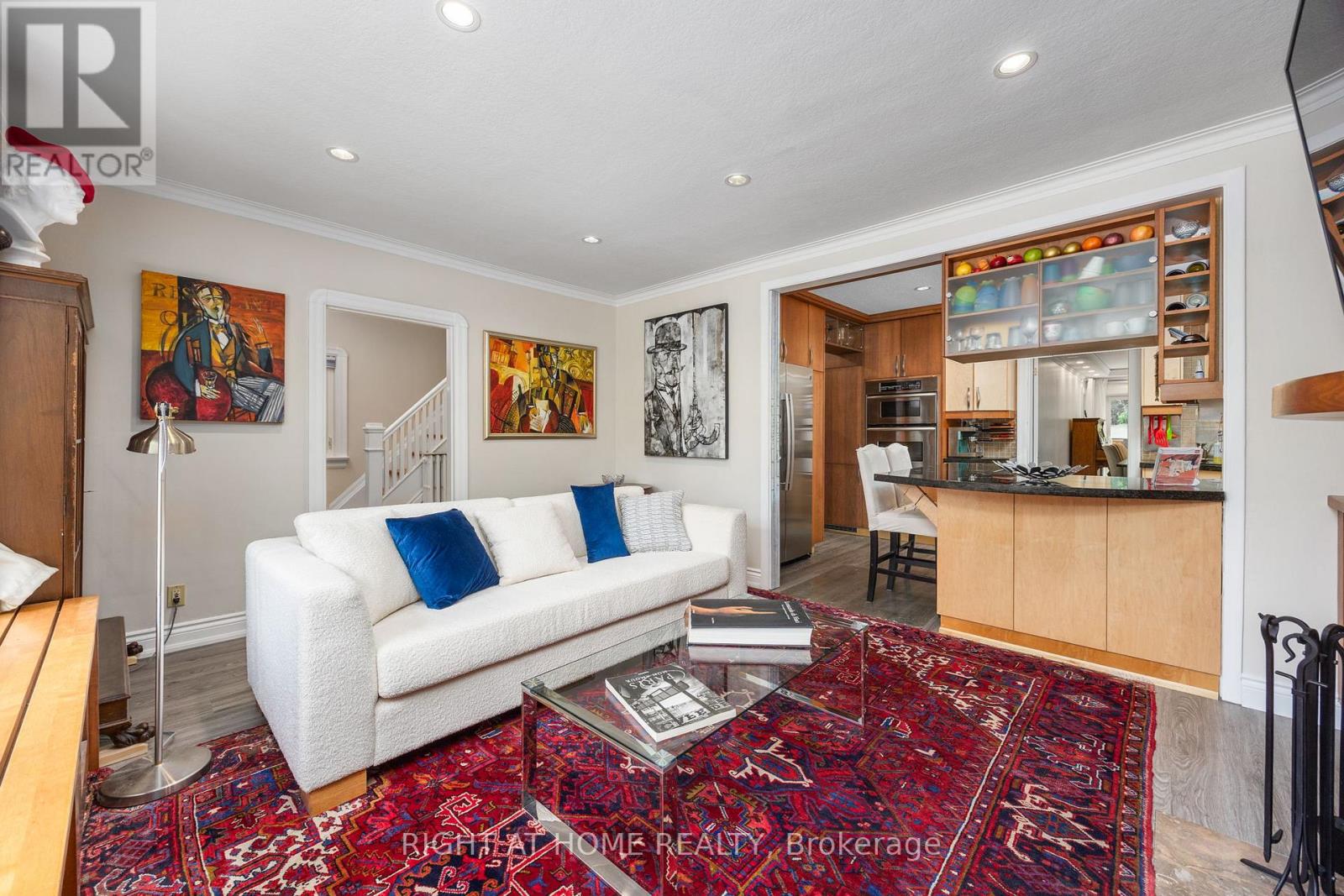 107 Otter Crescent, Toronto (Bedford Park-Nortown), Ontario  M5N 2W9 - Photo 6 - C12752054