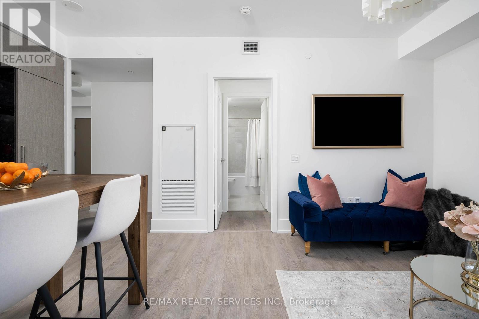 4303 - 10 York Street, Toronto, Ontario  M5J 0E1 - Photo 11 - C12752074