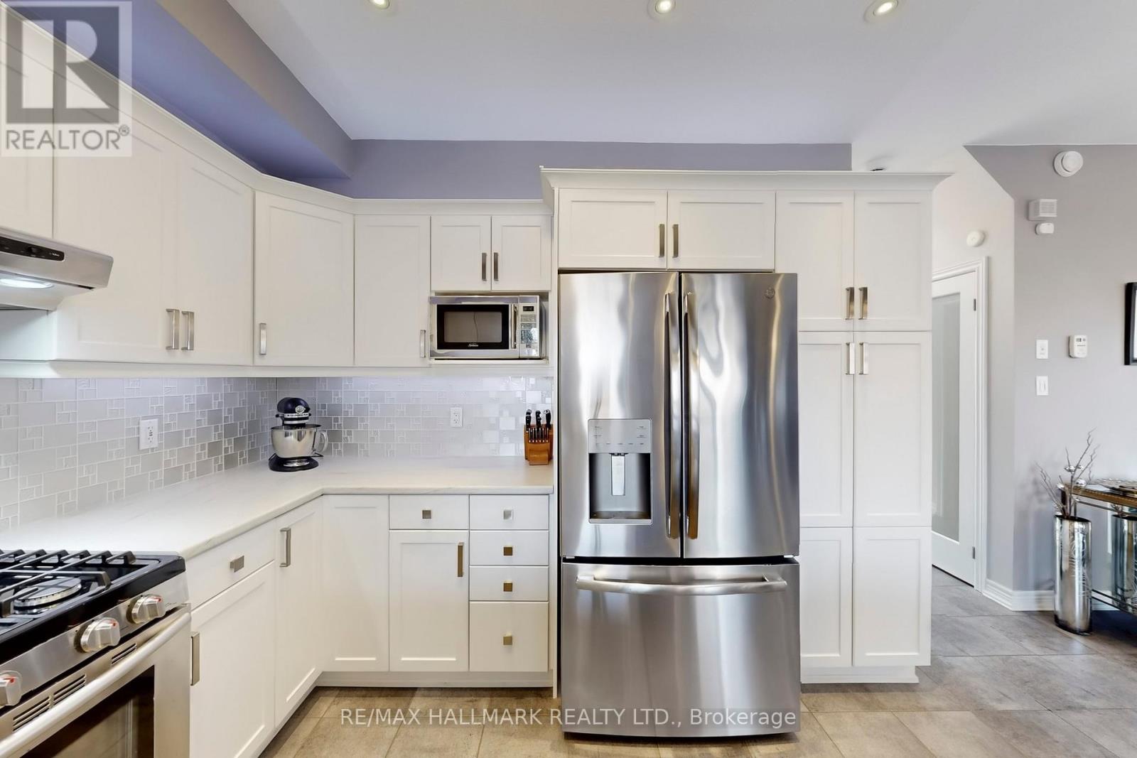 32 Burt Avenue, New Tecumseth, Ontario  L9R 0G8 - Photo 12 - N12752044