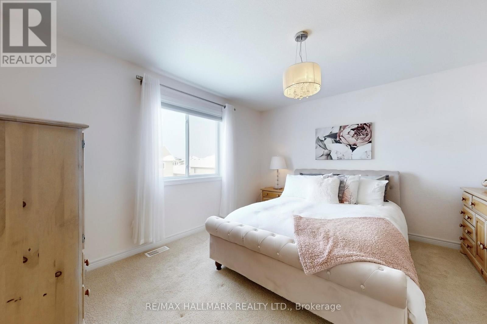 32 Burt Avenue, New Tecumseth, Ontario  L9R 0G8 - Photo 22 - N12752044