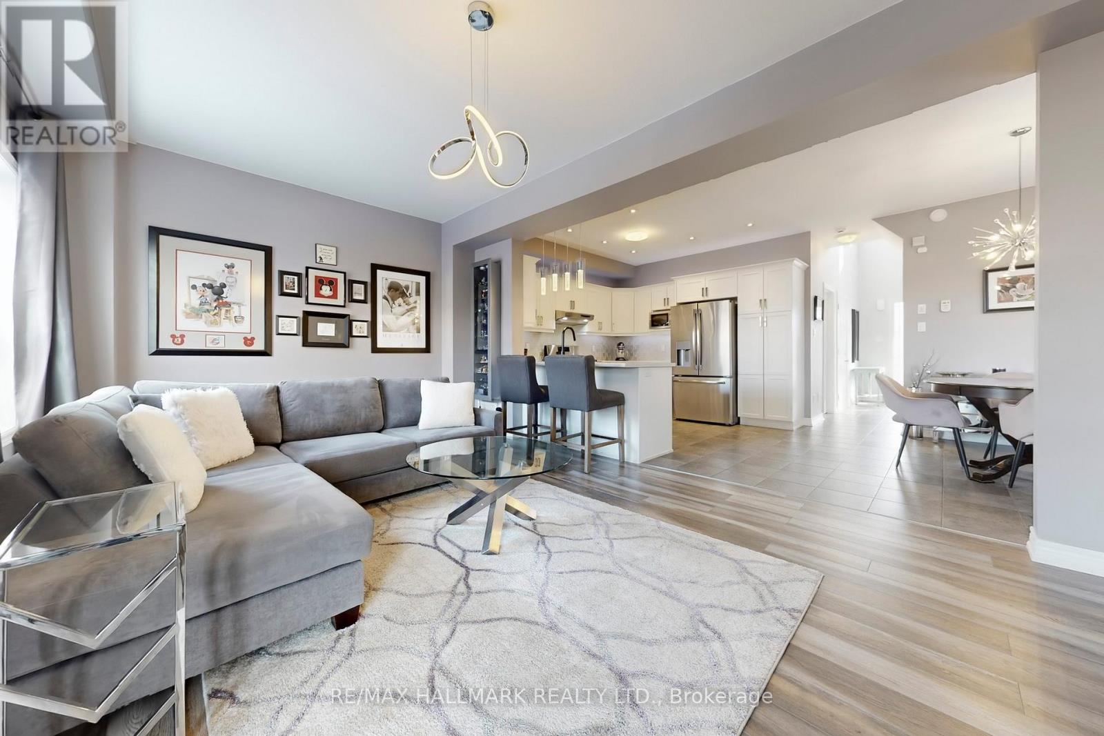 32 Burt Avenue, New Tecumseth, Ontario  L9R 0G8 - Photo 7 - N12752044