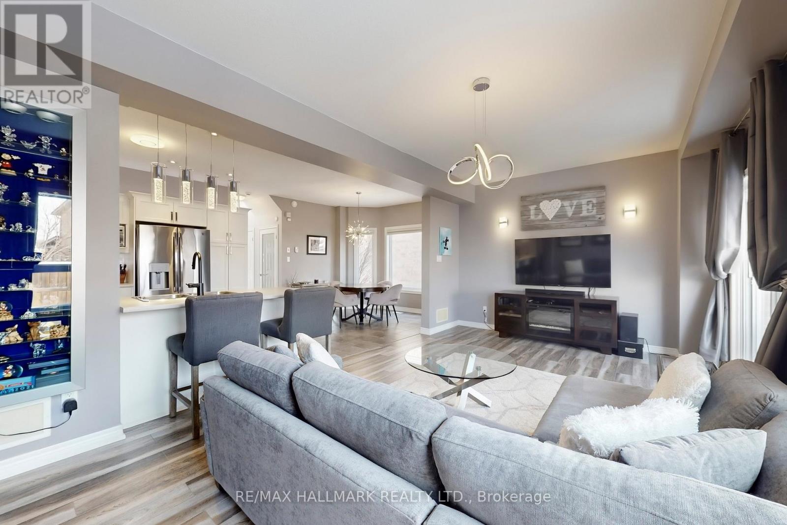 32 Burt Avenue, New Tecumseth, Ontario  L9R 0G8 - Photo 8 - N12752044