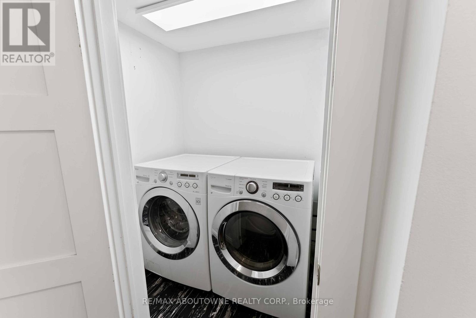 903 - 1110 Walden Circle, Mississauga, Ontario  L5J 4R3 - Photo 11 - W12752050