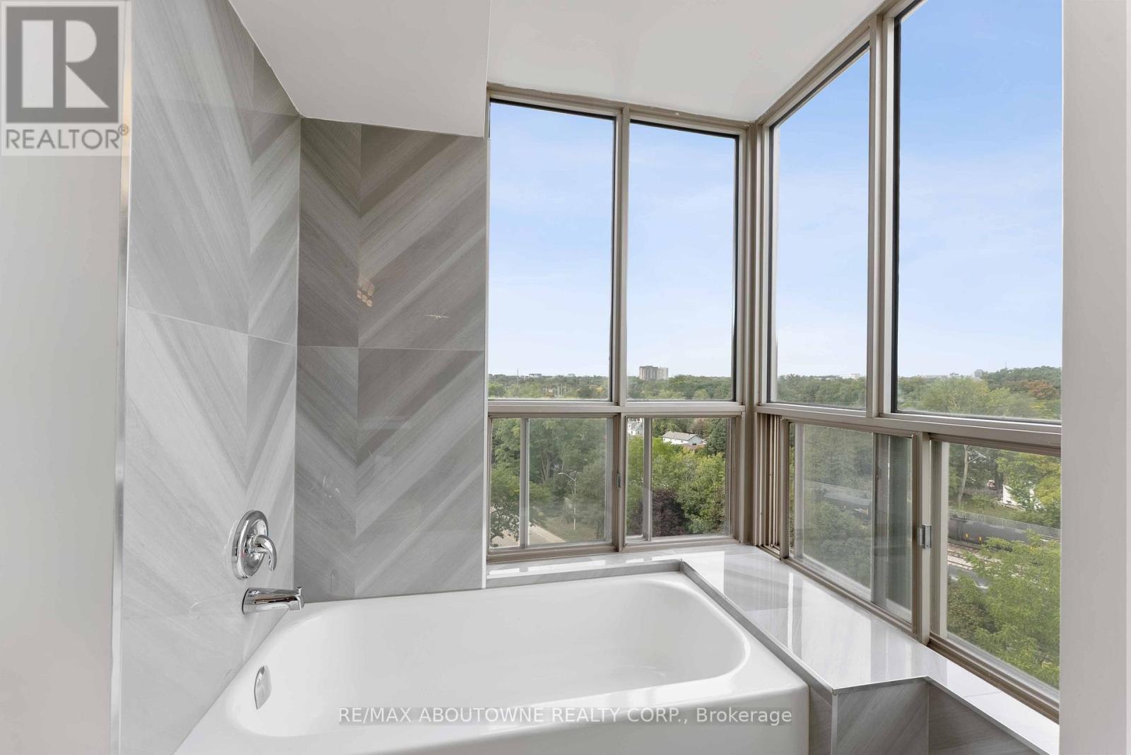 903 - 1110 Walden Circle, Mississauga, Ontario  L5J 4R3 - Photo 35 - W12752050