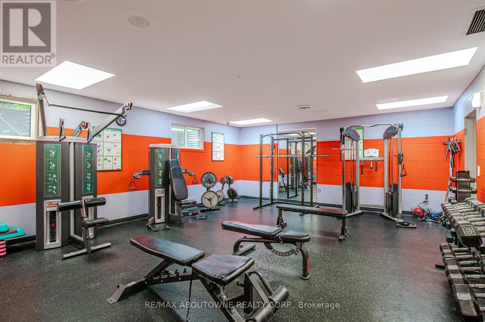 903 - 1110 Walden Circle, Mississauga, Ontario  L5J 4R3 - Photo 7 - W12752050