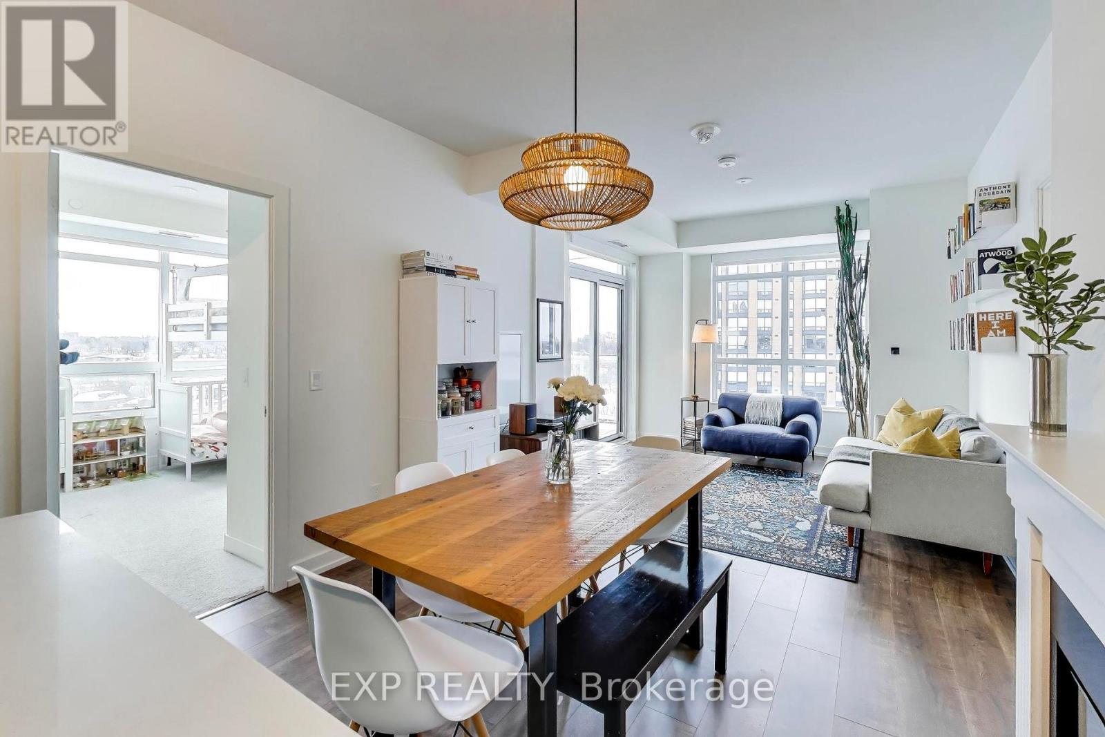 1106 - 10 WILBY CRESCENT, Toronto, Ontario