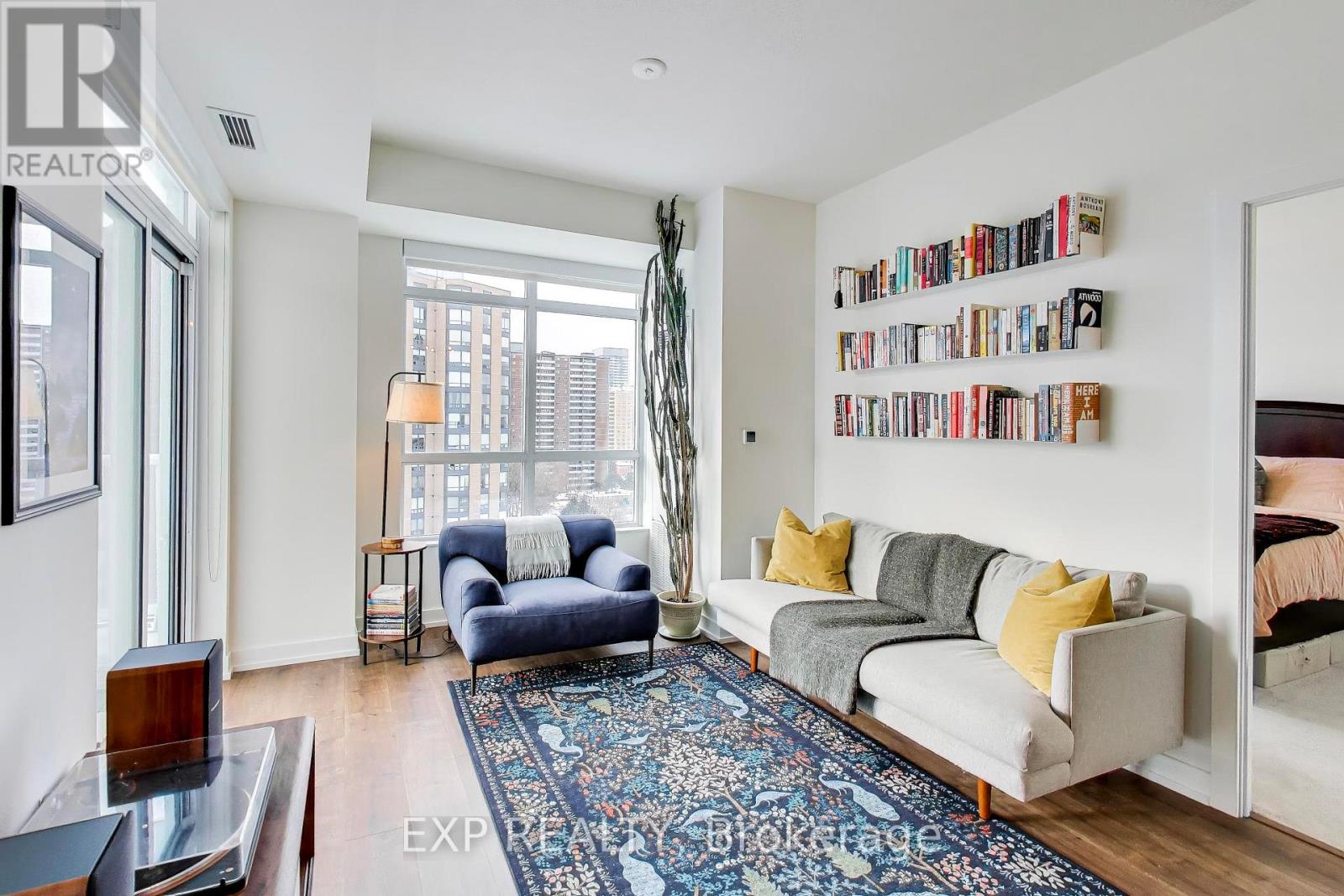 1106 - 10 Wilby Crescent, Toronto, Ontario  M9N 0B6 - Photo 6 - W12752058