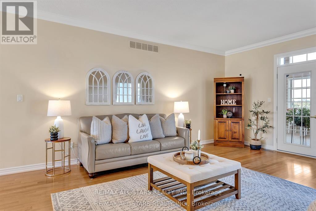 25 Sylvester Drive, Kawartha Lakes, Ontario  K9V 6E7 - Photo 6 - X12752106