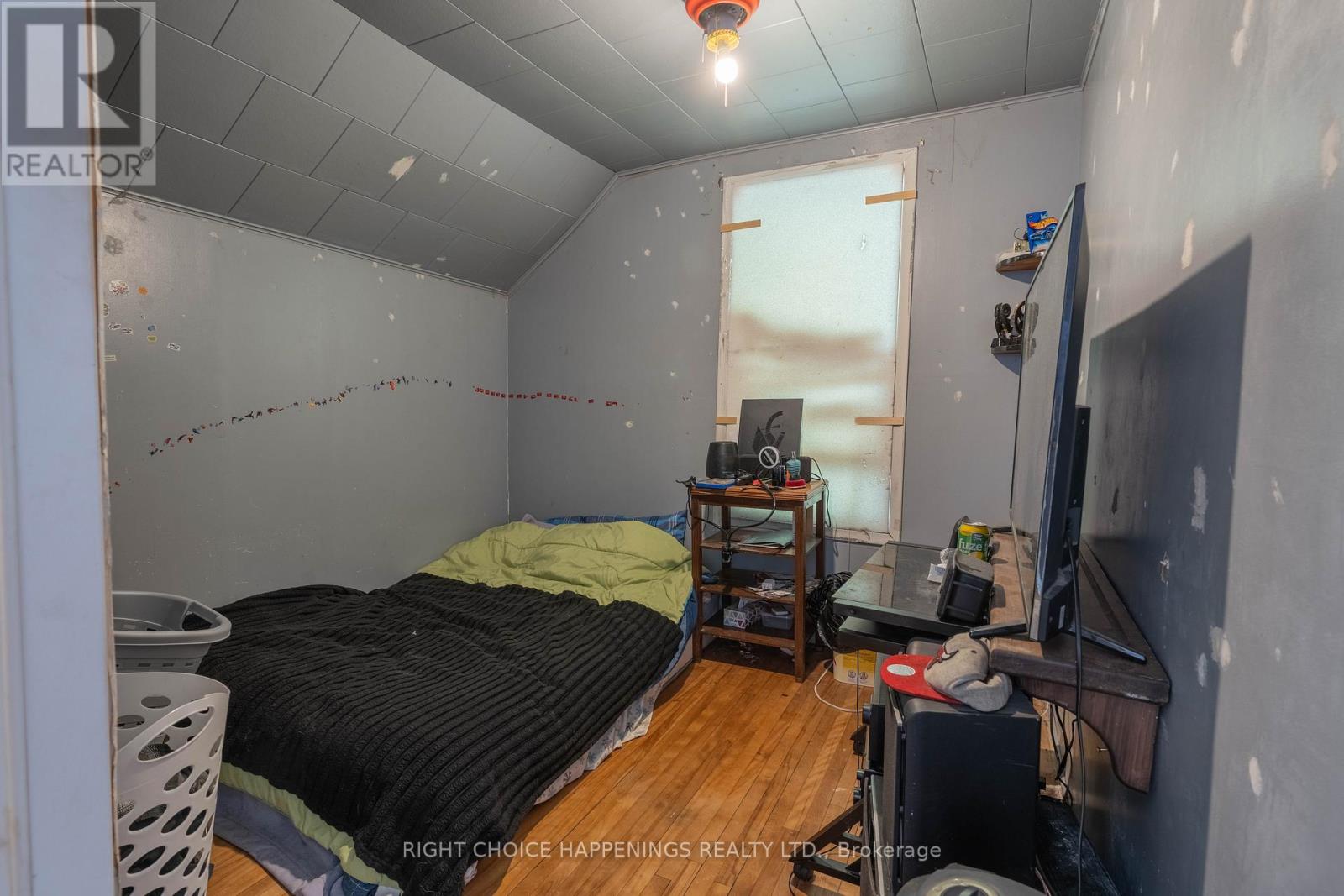 263 Wellington Street, Port Colborne, Ontario  L3K 2K4 - Photo 9 - X12752090