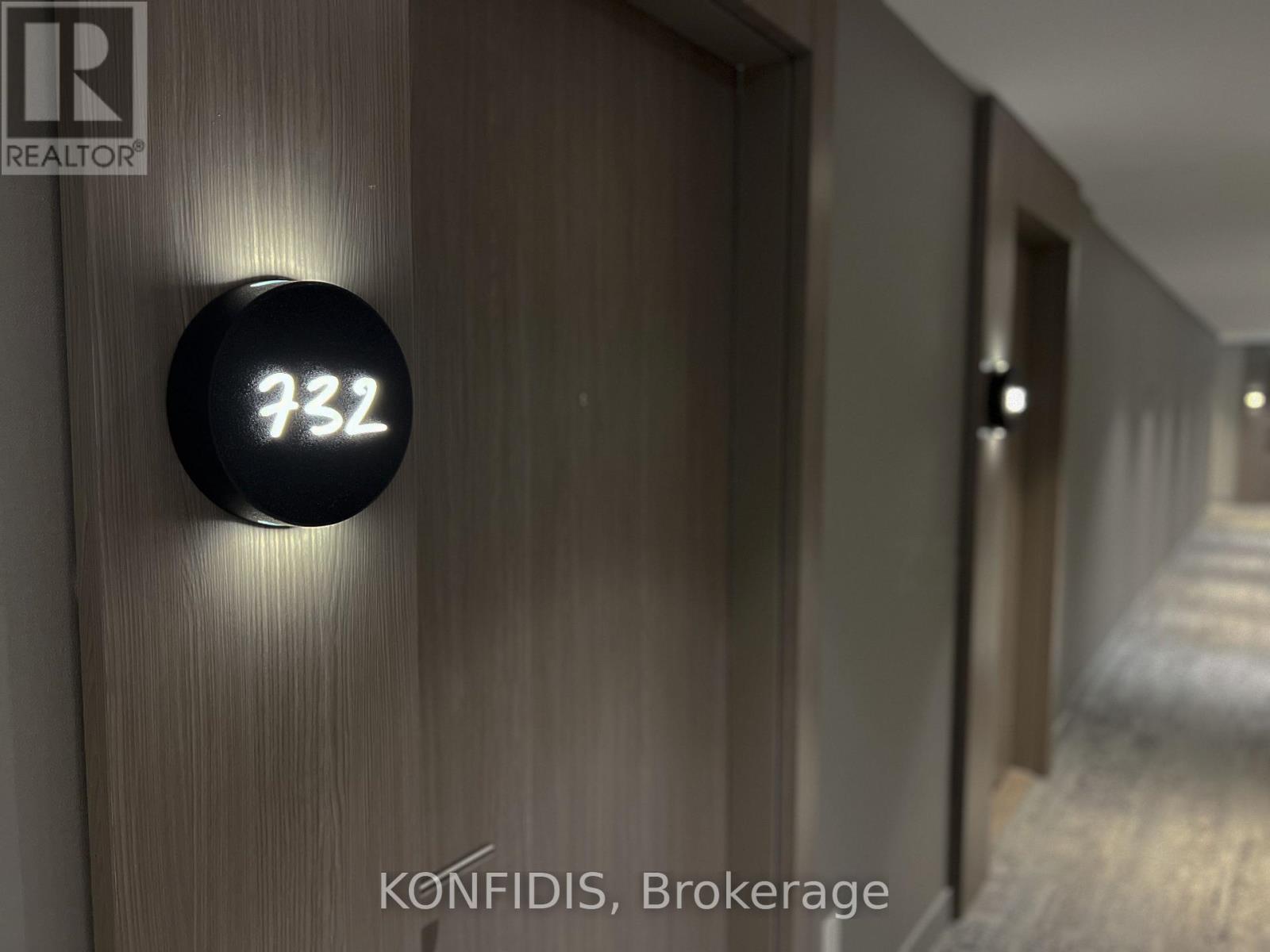 732 - 161 ROEHAMPTON AVENUE, Toronto, Ontario