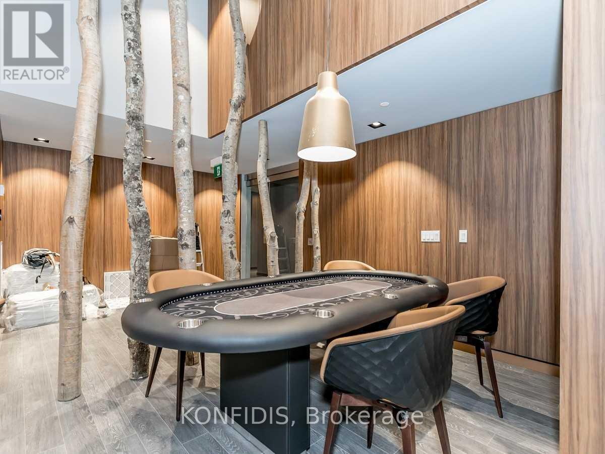 732 - 161 Roehampton Avenue, Toronto, Ontario  M4P 0C8 - Photo 17 - C12752094