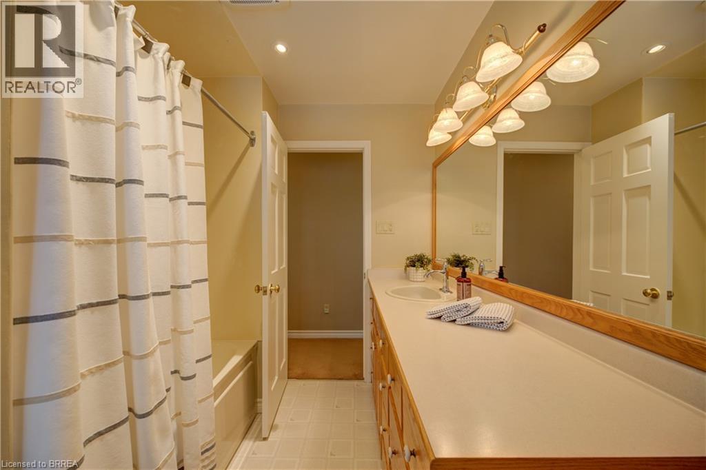 8 Wildflower Lane, Brantford, Ontario  N3R 6B4 - Photo 26 - 40797505