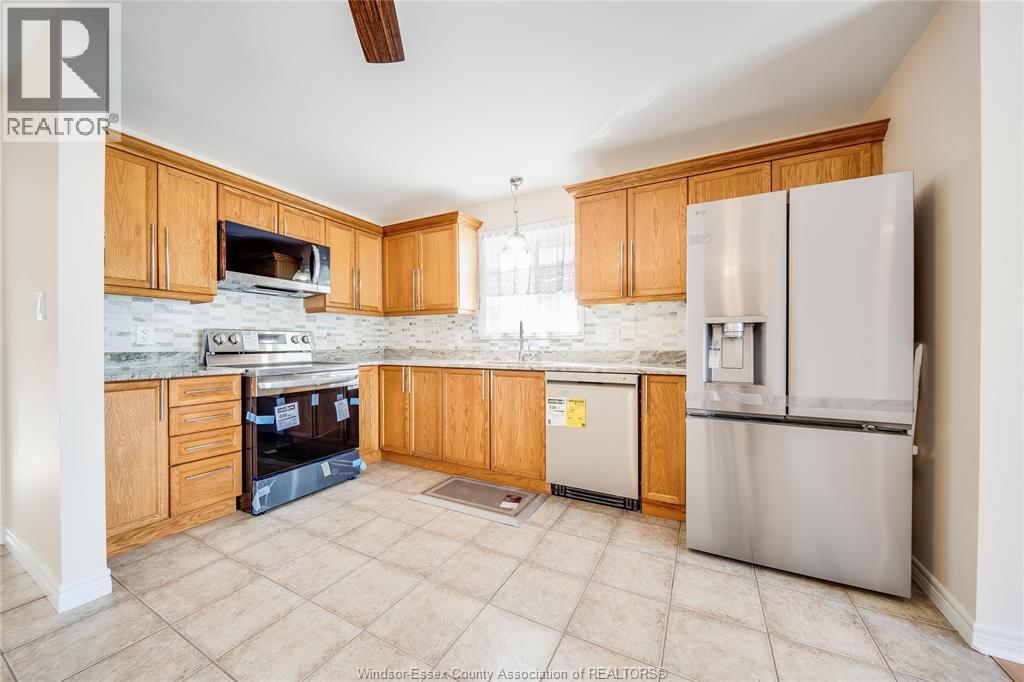 11184 Springhollow Drive, Windsor, Ontario  N9P 1N3 - Photo 11 - 26002206