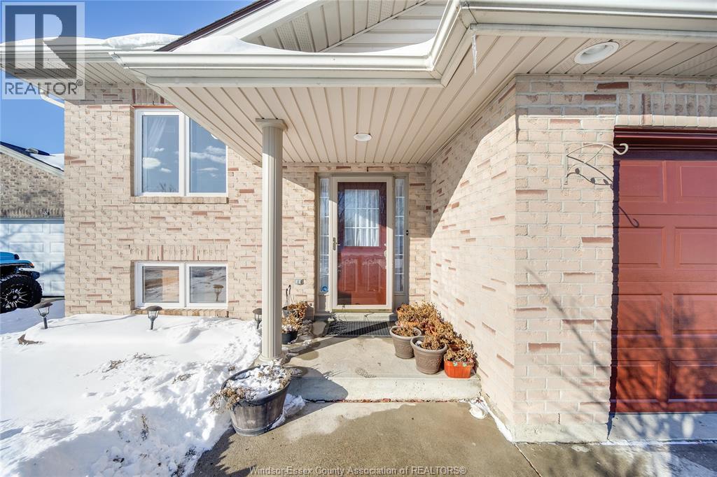 11184 Springhollow Drive, Windsor, Ontario  N9P 1N3 - Photo 3 - 26002206