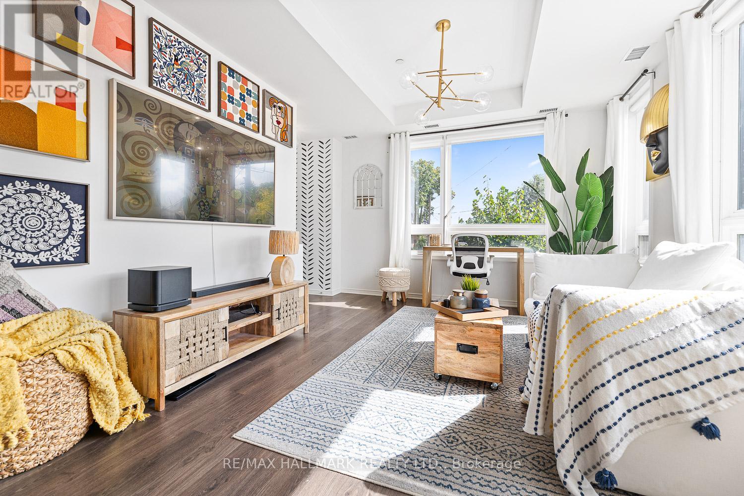 201 - 1110 Briar Hill Avenue, Toronto, Ontario  M6B 0A9 - Photo 8 - W12749800