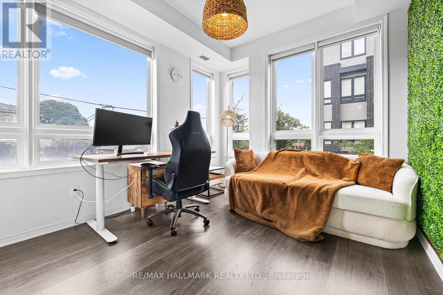 201 - 1110 Briar Hill Avenue, Toronto, Ontario  M6B 0A9 - Photo 13 - W12749800