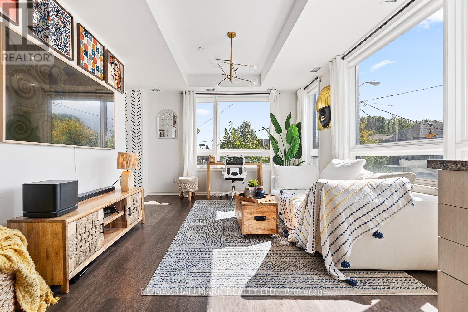 201 - 1110 Briar Hill Avenue, Toronto, Ontario  M6B 0A9 - Photo 6 - W12749800