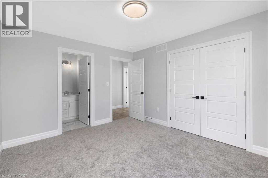 221 Cowan Court, Amherstburg, Ontario  N9V 0G9 - Photo 11 - 40802551