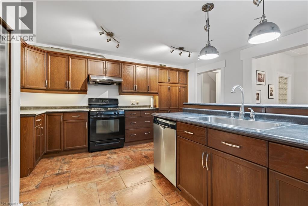 292 John Street N, Hamilton, Ontario  L8L 4P7 - Photo 18 - 40802016