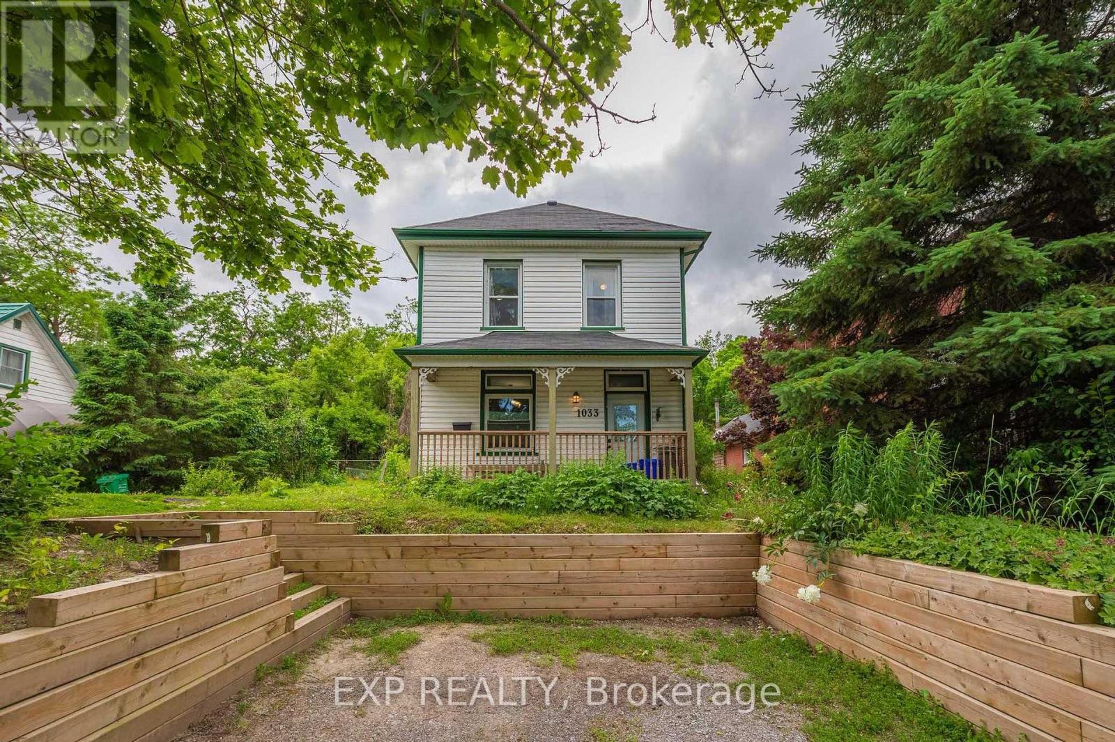 1033 WATER STREET, Peterborough, Ontario