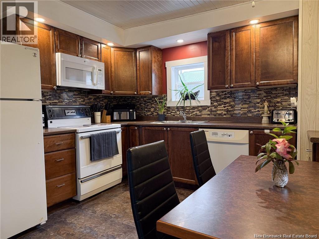 9108 Main Street, Florenceville-Bristol, New Brunswick  E7L 2A4 - Photo 18 - NB132990