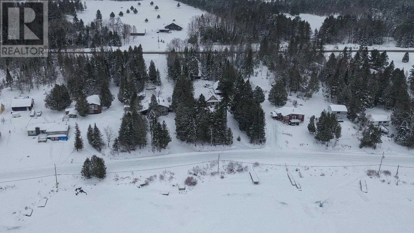 2707 V Line Rd, Richards Landing, Ontario  P0R 1J0 - Photo 12 - SM260100