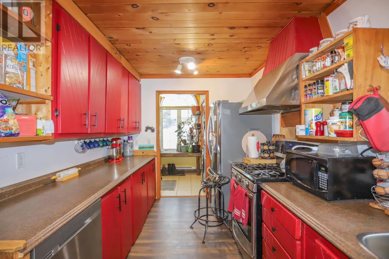 2707 V Line Rd, Richards Landing, Ontario  P0R 1J0 - Photo 19 - SM260100