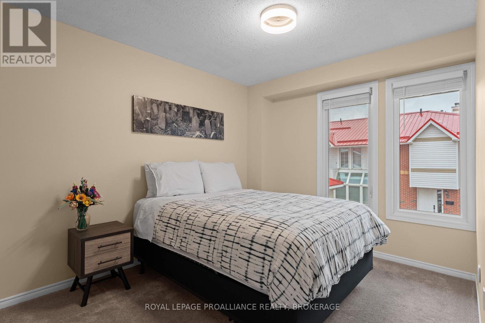 48 - 1 Place D'armes, Kingston, Ontario  K7K 6S2 - Photo 11 - X12752120