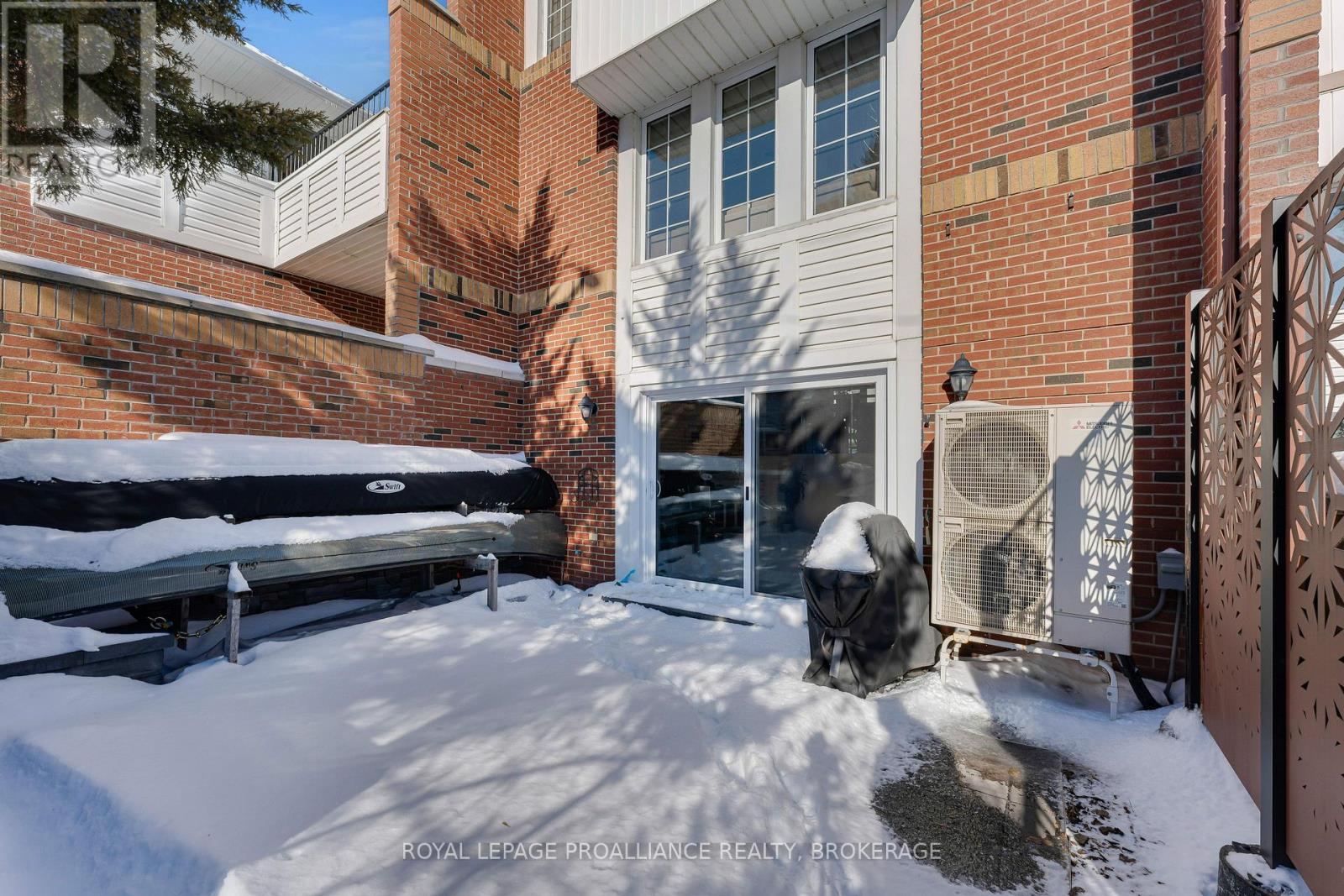 48 - 1 Place D'armes, Kingston, Ontario  K7K 6S2 - Photo 26 - X12752120