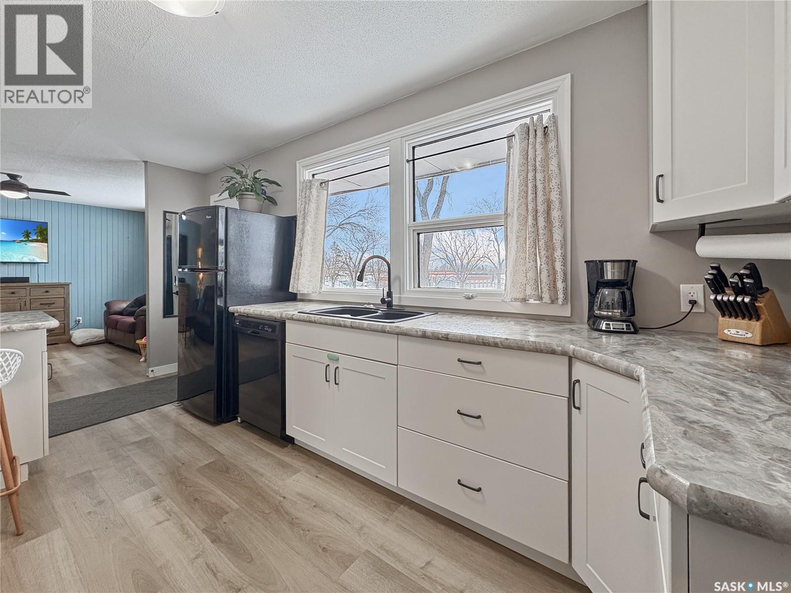 1962 101st Street, North Battleford, Saskatchewan  S9A 1B3 - Photo 9 - SK027647