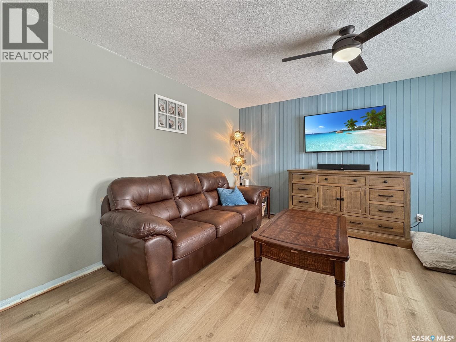 1962 101st Street, North Battleford, Saskatchewan  S9A 1B3 - Photo 4 - SK027647