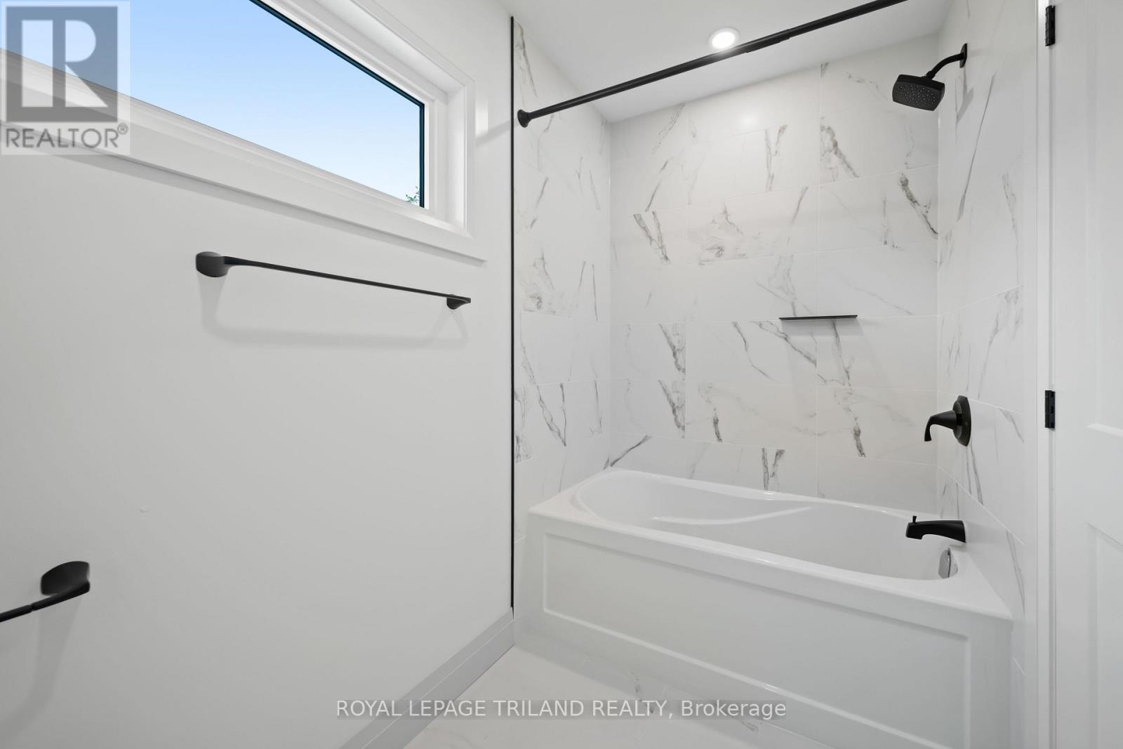 520 Canterbury Road, London North, Ontario  N6H 4R7 - Photo 34 - X12752124