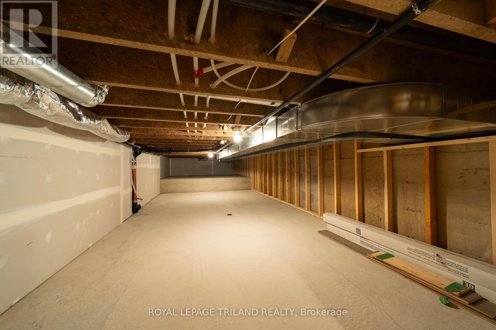 520 Canterbury Road, London North, Ontario  N6H 4R7 - Photo 40 - X12752124