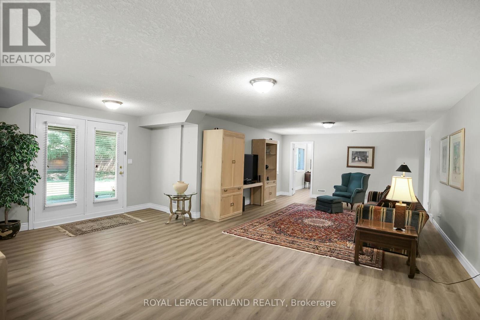 26 Butternut Lane, London South, Ontario  N6K 4J4 - Photo 23 - X12752162