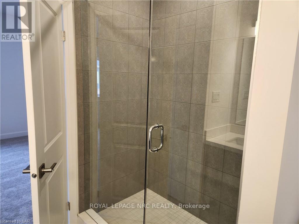 66 Beachwalk Crescent, Fort Erie, Ontario  L0S 1N0 - Photo 9 - X12744900