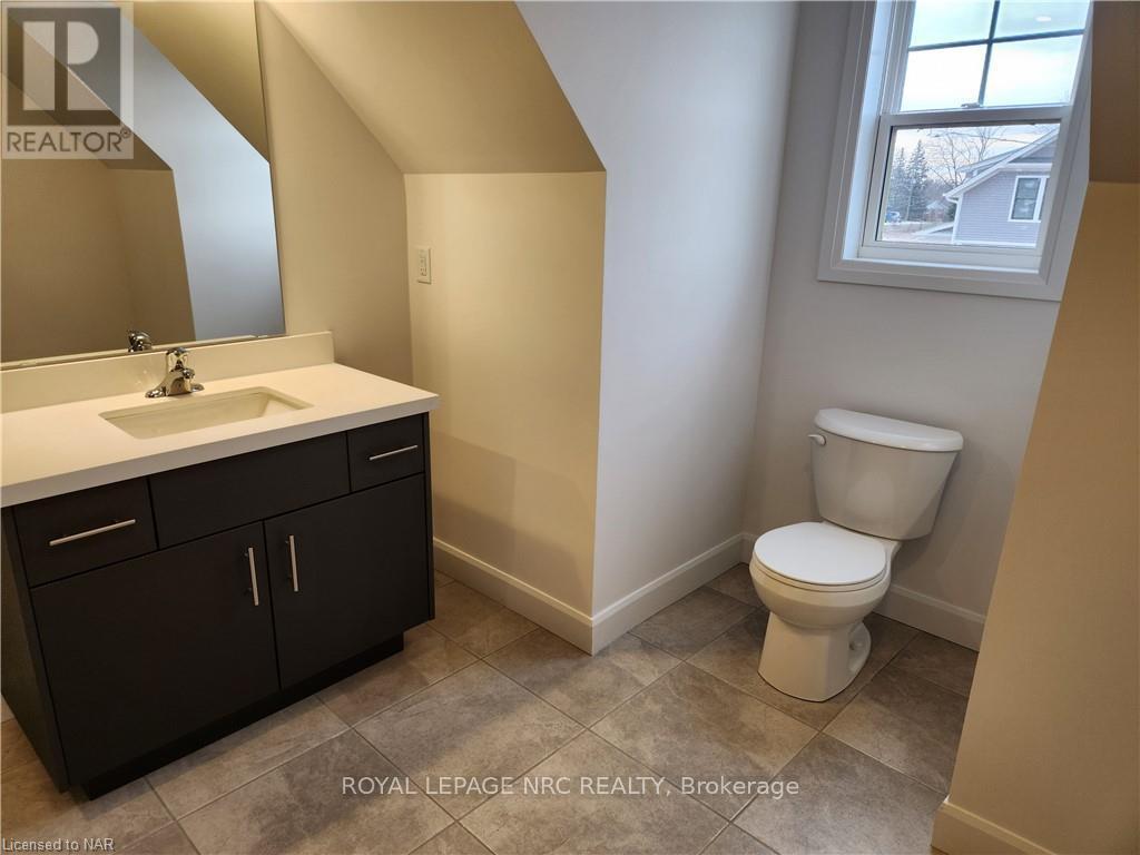 66 Beachwalk Crescent, Fort Erie, Ontario  L0S 1N0 - Photo 11 - X12744900