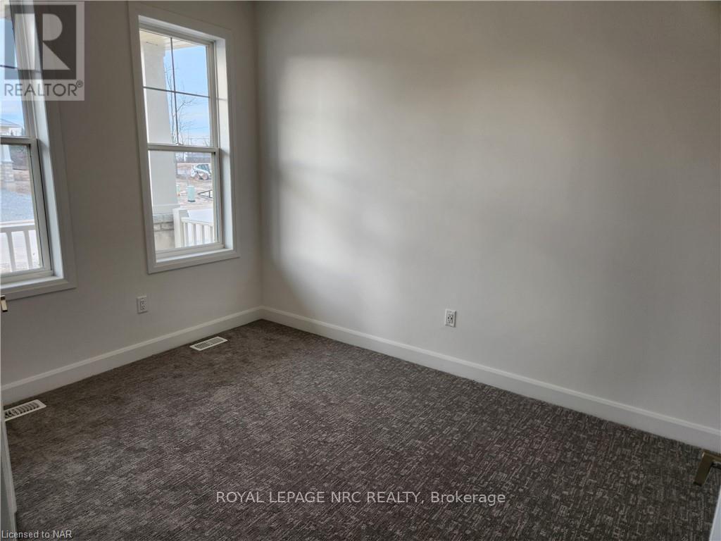 66 Beachwalk Crescent, Fort Erie, Ontario  L0S 1N0 - Photo 12 - X12744900