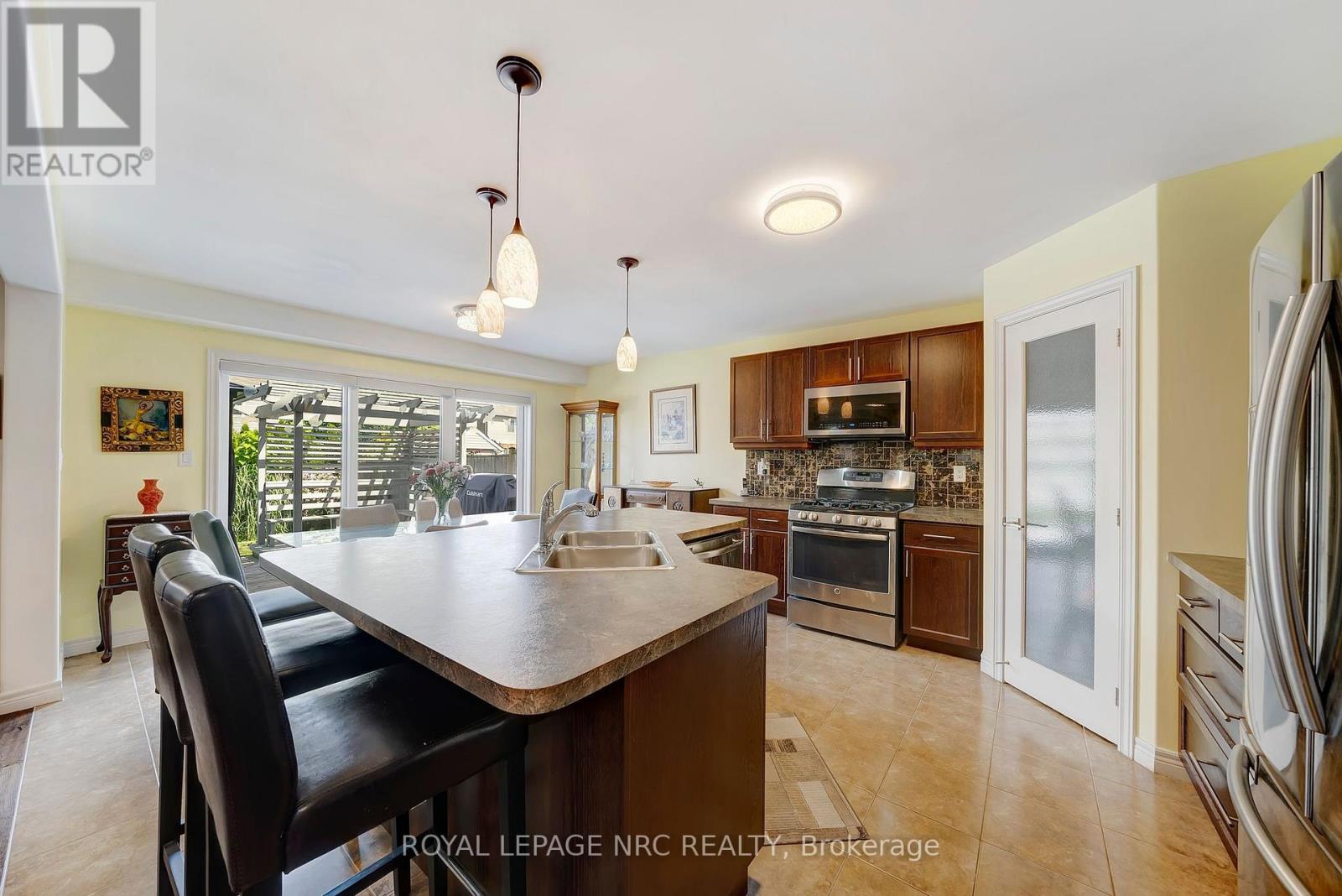 4471 Garden Gate Terrace, Lincoln, Ontario  L3J 1M1 - Photo 10 - X12752182