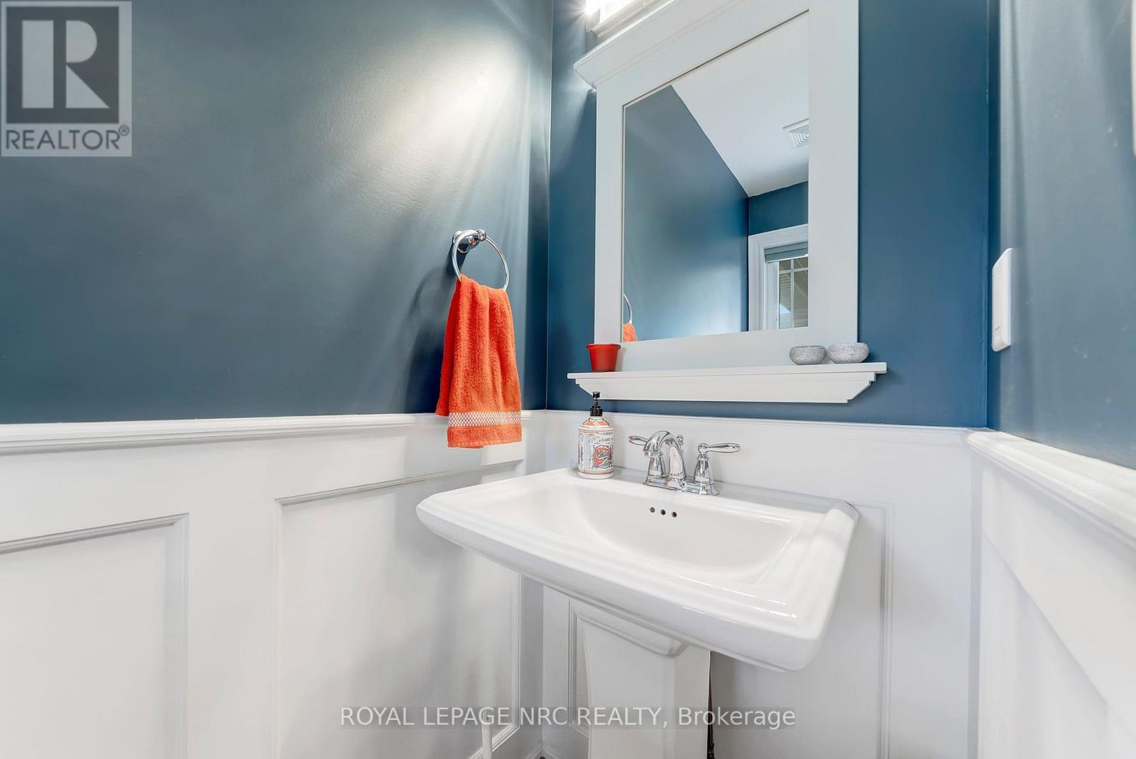 4471 Garden Gate Terrace, Lincoln, Ontario  L3J 1M1 - Photo 5 - X12752182