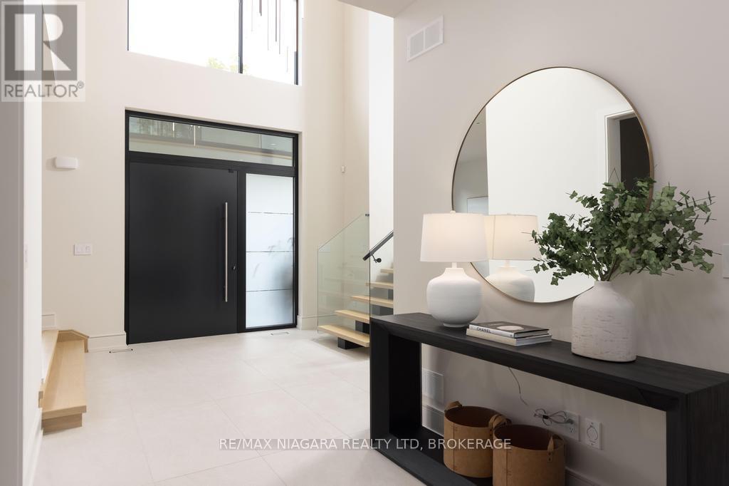 2005 York Road, Niagara-On-The-Lake (Queenston), Ontario  L0S 1J0 - Photo 9 - X12752218