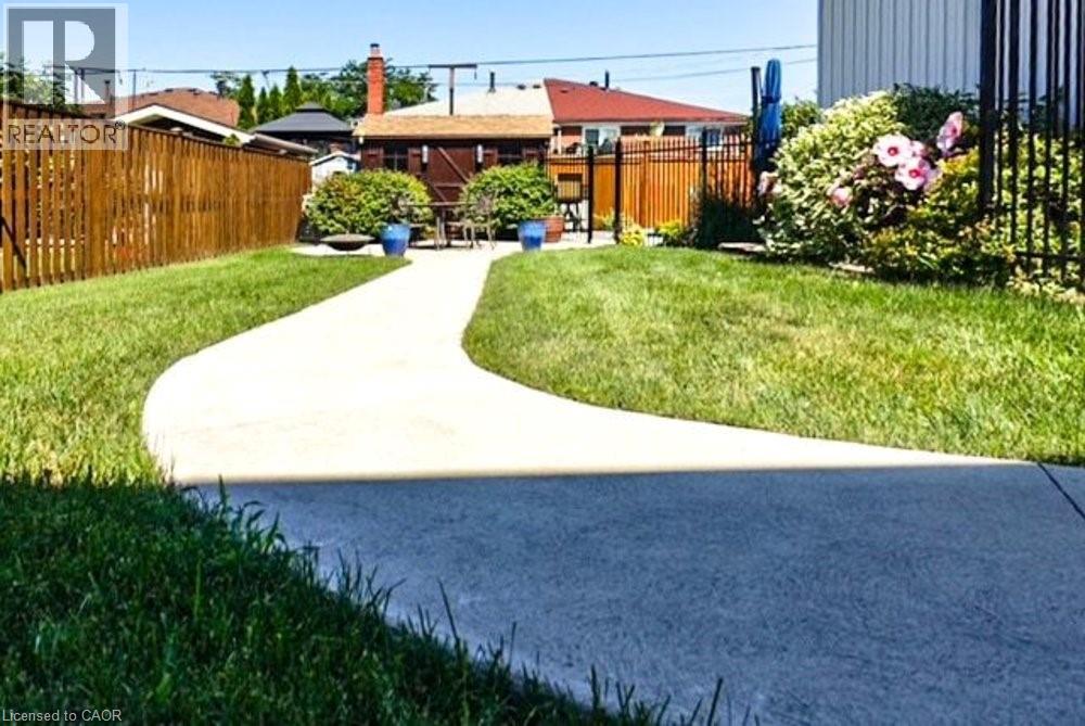 226 Queenslea Avenue, North York, Ontario  M9N 2L6 - Photo 45 - 40799065