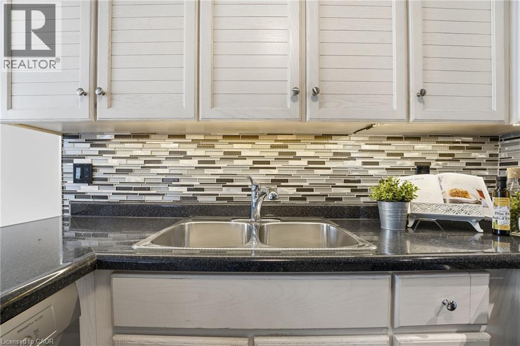 67 Caroline Street S Unit# 5e, Hamilton, Ontario  L8P 3K6 - Photo 5 - 40799129