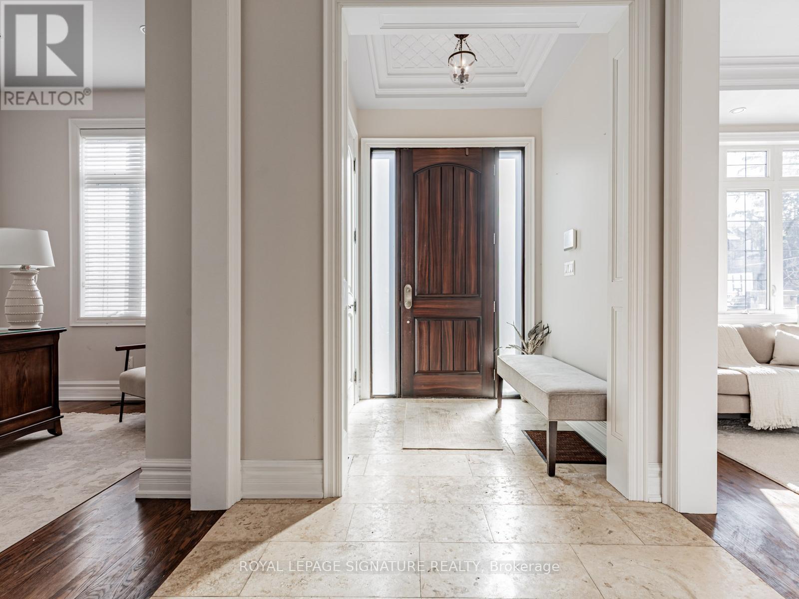 472 Deloraine Avenue, Toronto, Ontario  M5M 2B8 - Photo 3 - C12752188