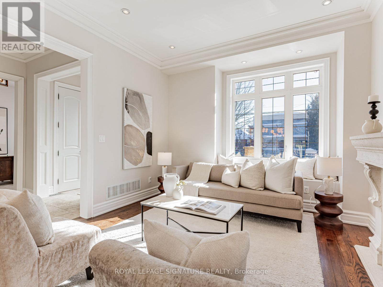 472 Deloraine Avenue, Toronto, Ontario  M5M 2B8 - Photo 8 - C12752188