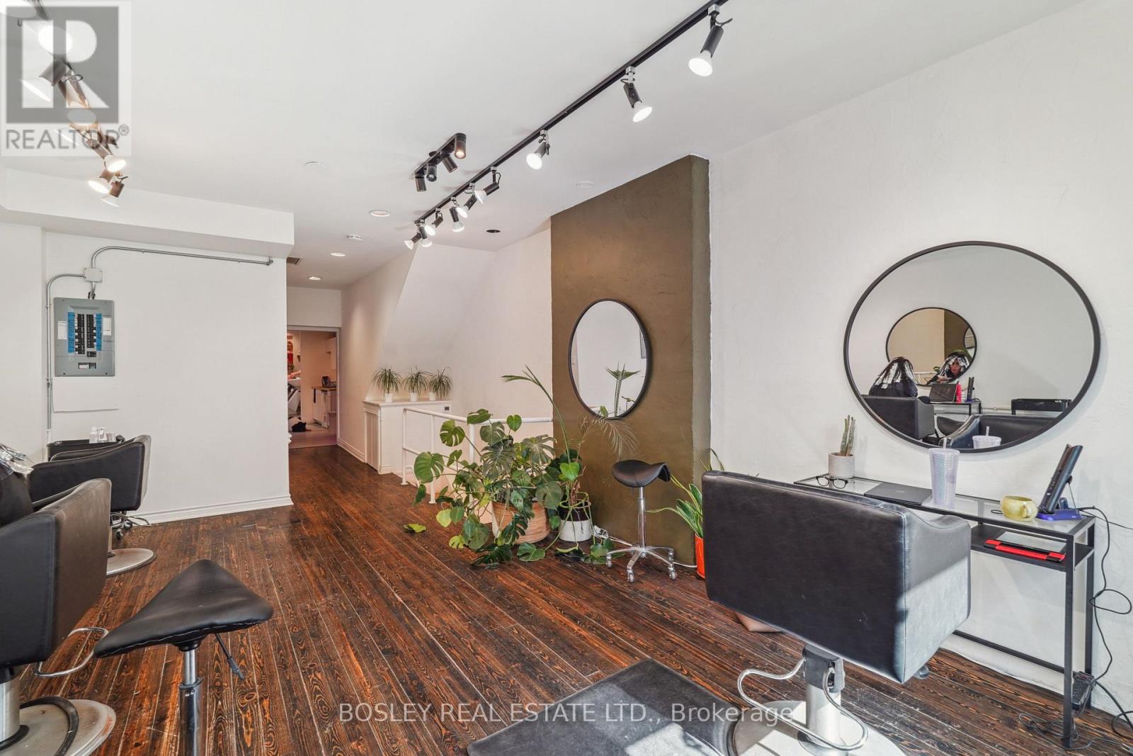 890 Queen Street W, Toronto (Trinity-Bellwoods), Ontario  M6J 1G3 - Photo 12 - C12752206