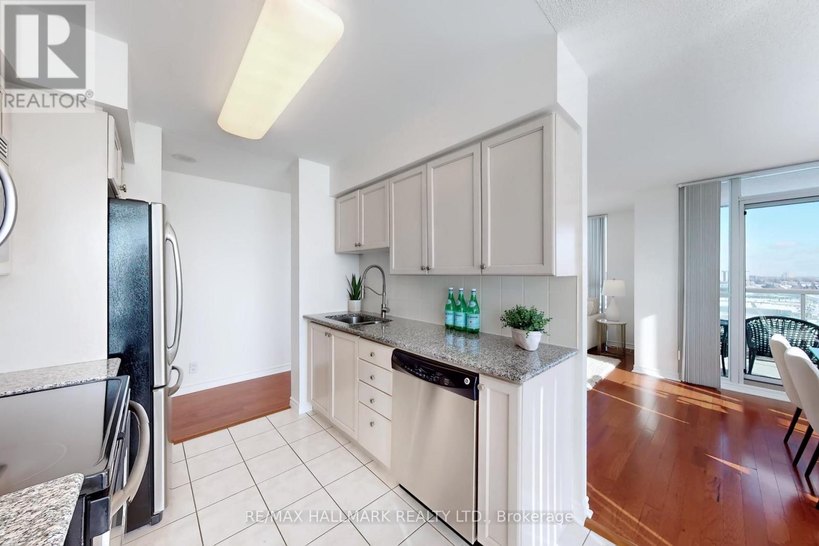 1510 - 68 Grangeway Avenue, Toronto, Ontario  M1H 0A1 - Photo 11 - E12752140